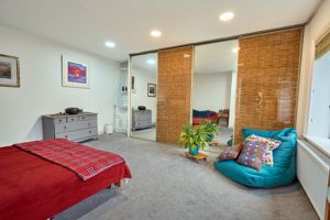 Photo 21- click for photo gallery